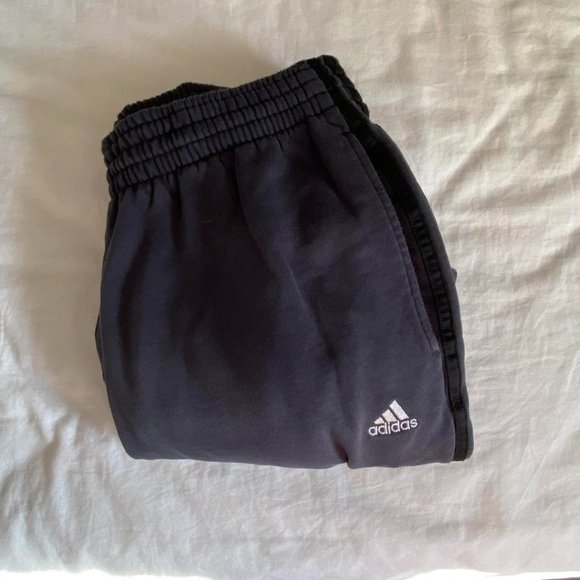 Classic Adidas Black Sweatpants - Picture 1 of 3